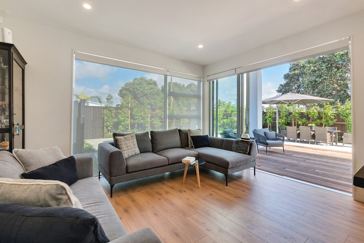 Stay Cool with Dual Blinds